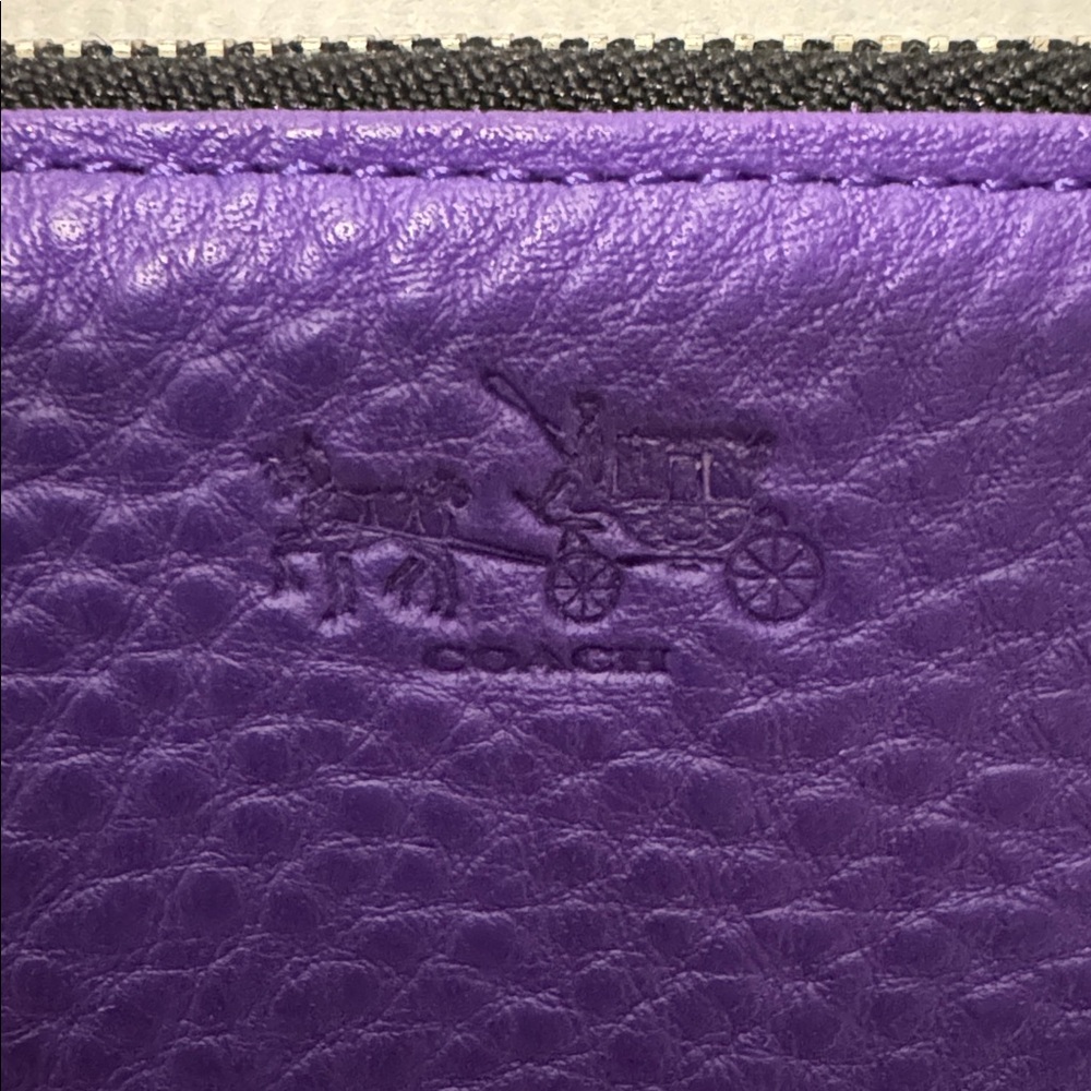 NEW COACH BLEECKER L ZIP WALLET IN PURPLE IRIS - Picture 4 of 15